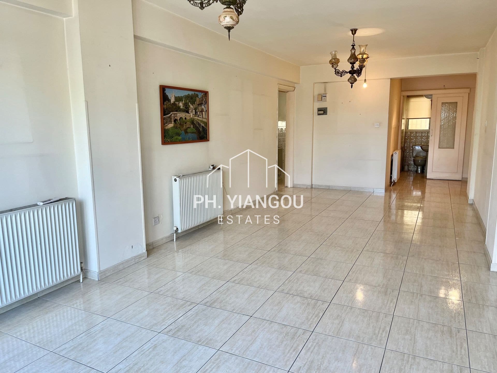 Resale 3 Bedroom Apartment for Sale in Acropolis