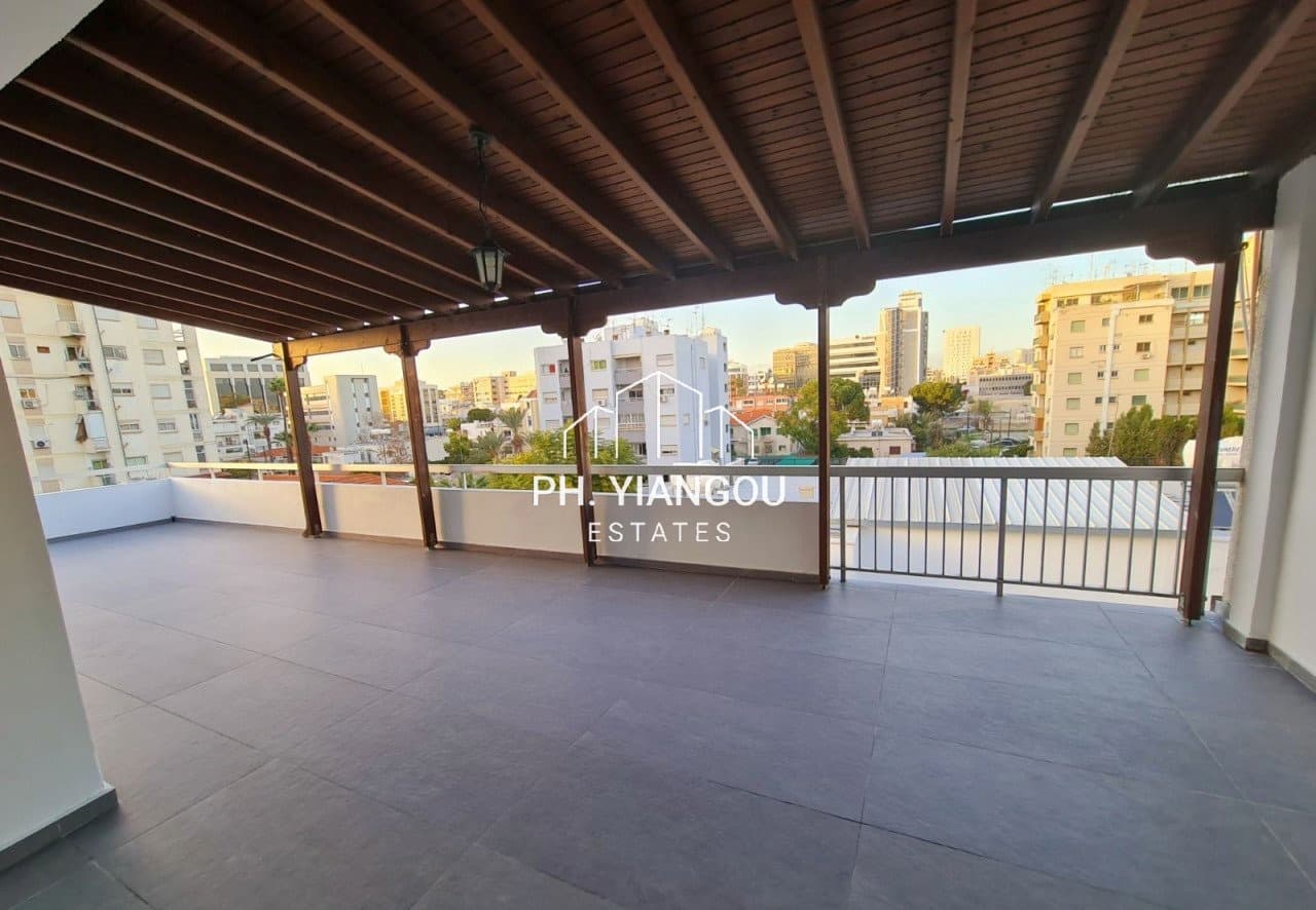 3 Bedroom Apartment for Sale in Agioi Omologites