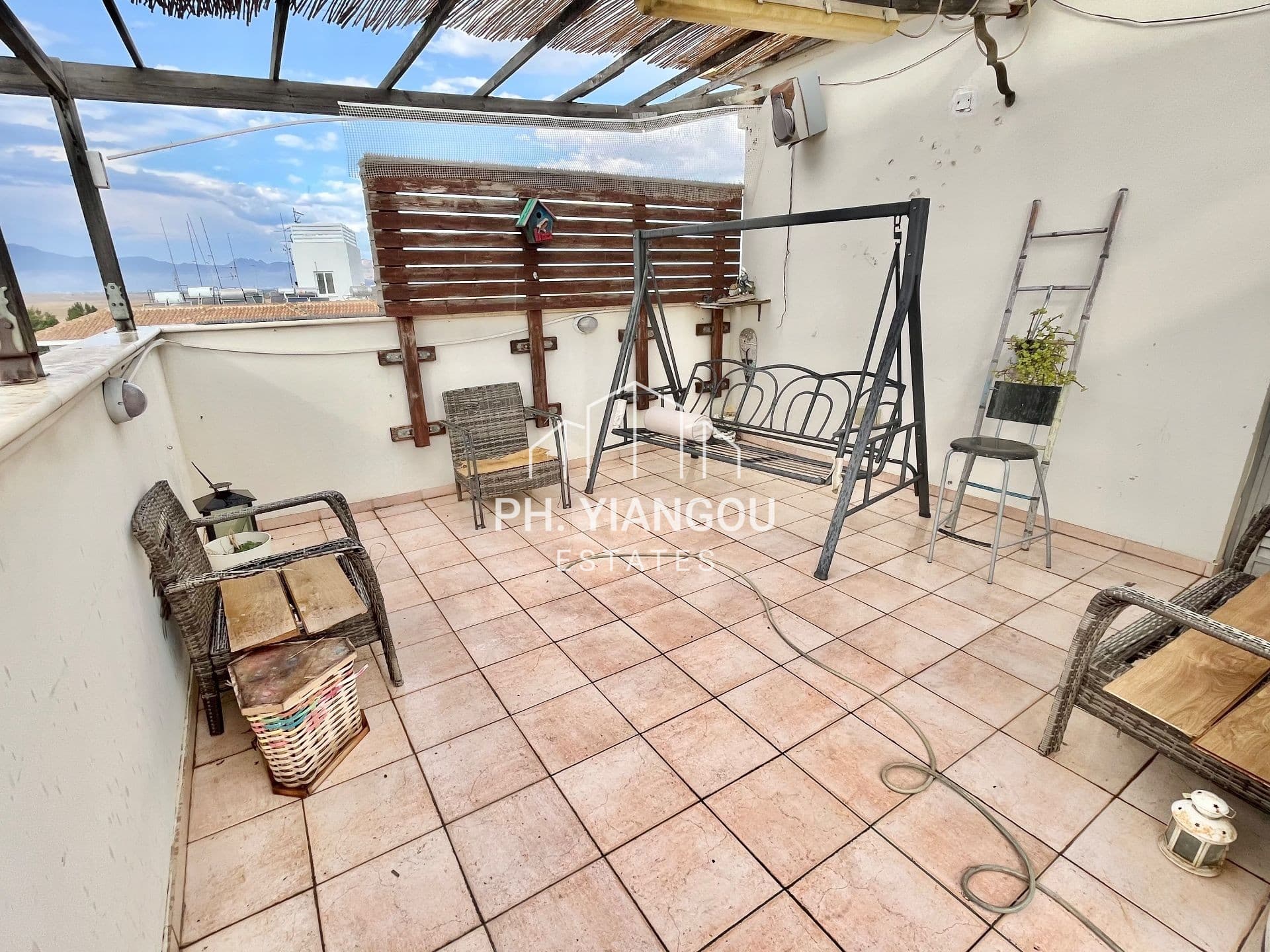 2 Bedroom Penthouse Apartment for Sale in Aglantzia