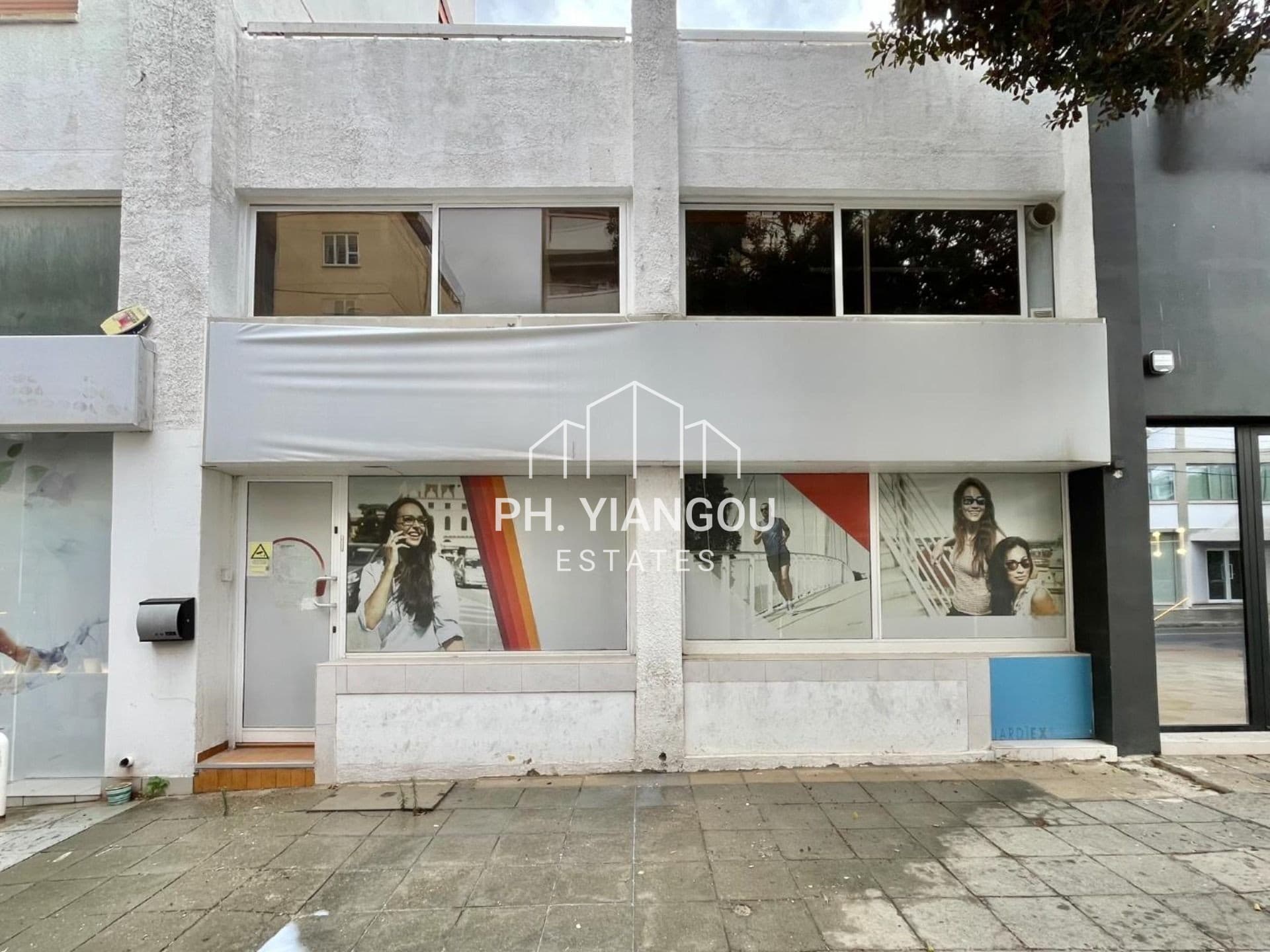 154 m2 Shop for Sale in Agioi Omologites