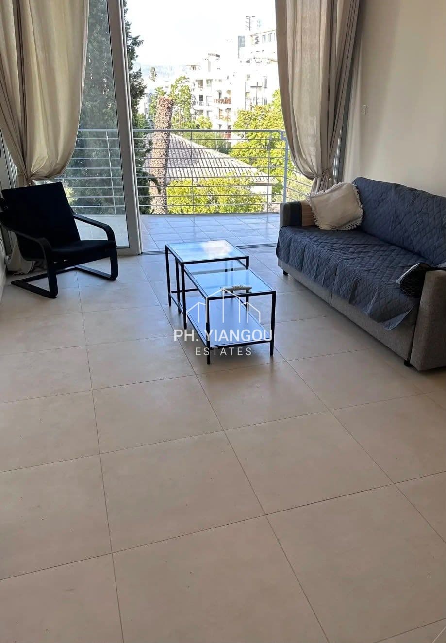 1 Bedroom Apartment for Rent in Agioi Omologites