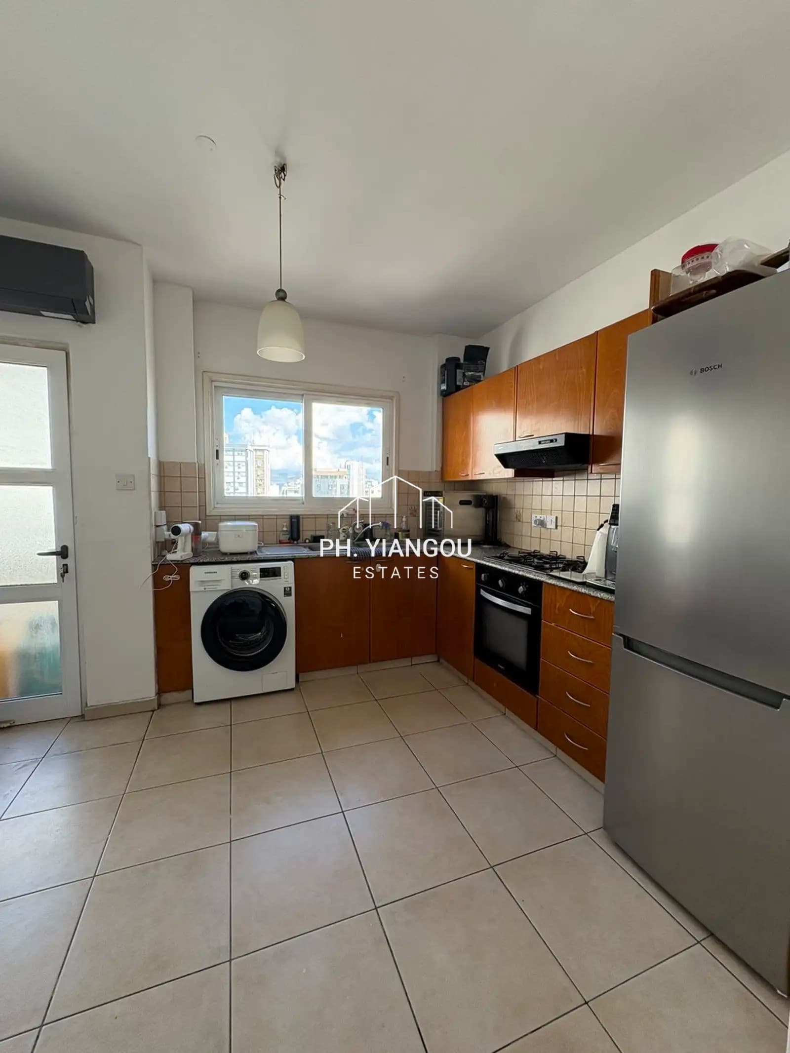 2 Bedroom Apartment for Sale in Acropolis